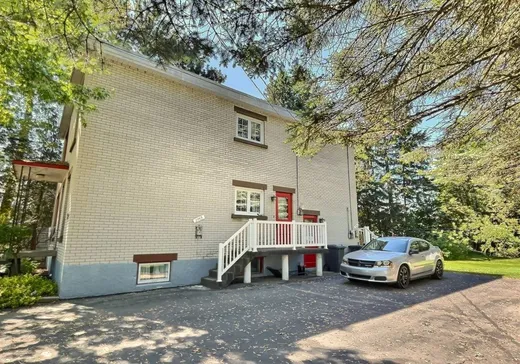 Triplex for Sale - 2041-2045 Av. Vallée, Plessisville, G6L 2W7