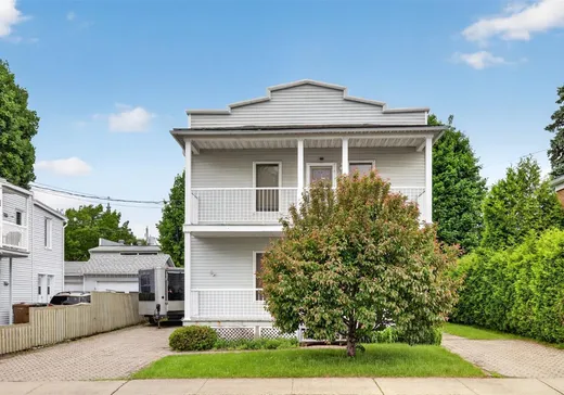 Duplex for Sale - 101-103 7e Avenue, Drummondville, J2B 2R1