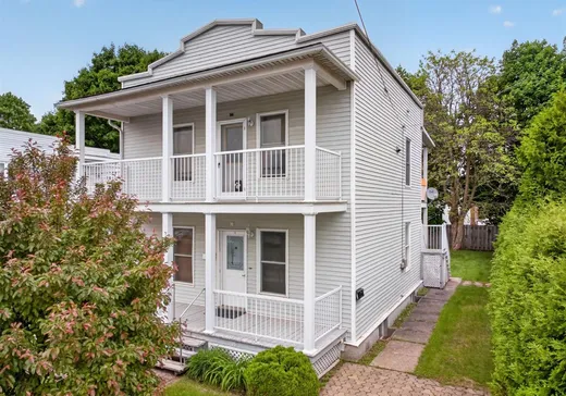 Duplex for Sale - 101-103 7e Avenue, Drummondville, J2B 2R1