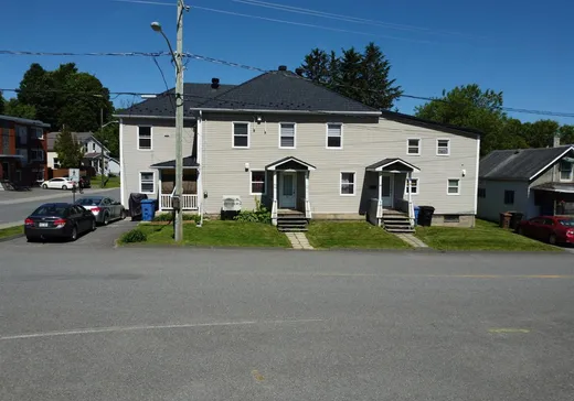5-Plex for Sale - 461-471 Rue Dionne, Coaticook, J1A 2E5