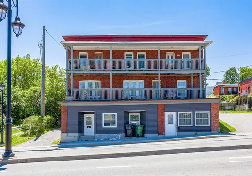 4-Plex à vendre - 666-674 Rue Galt O., Sherbrooke, J1H1Y9