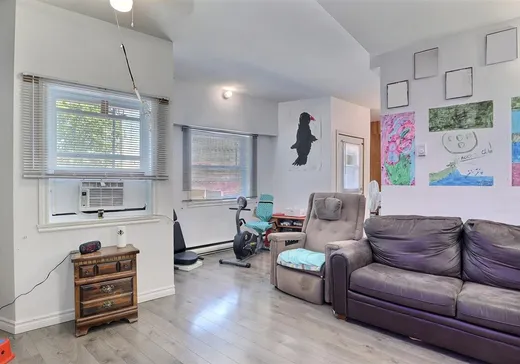 4-Plex à vendre - 666-674 Rue Galt O., Sherbrooke, J1H 1Y9