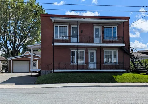 Triplex à vendre - 19-19B Rue Robitaille, Victoriaville, G6P4M9