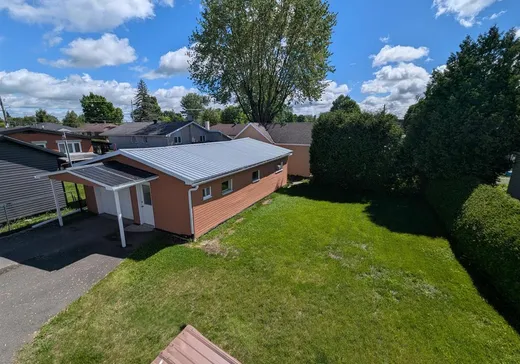 Triplex à vendre - 19-19B Rue Robitaille, Victoriaville, G6P 4M9