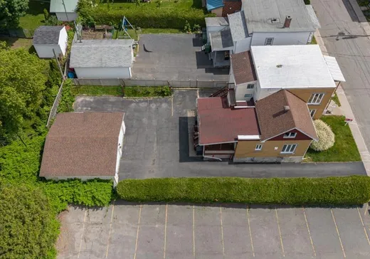 Duplex for Sale - 2-2B Rue St-Pierre, Victoriaville, G6P 3J8