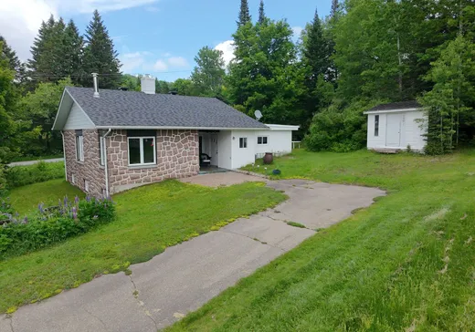 Duplex for Sale - 1001 Route 329 S., Sainte-Agathe-des-Monts, J8C 2Z7