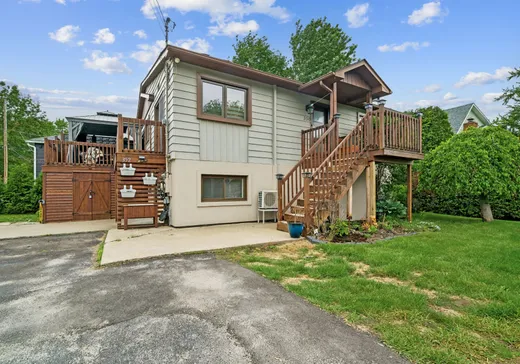 Duplex à vendre - 350 18e Avenue (350-352), Deux-Montagnes, J0N 1G1