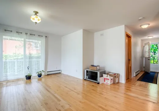 Duplex à vendre - 72-74 Rue Massicotte, Bedford, J0J 1A0