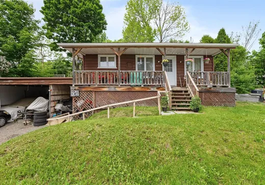 Duplex à vendre - 8211-8213 Rue des Aigles, Charlesbourg, G1G1A3