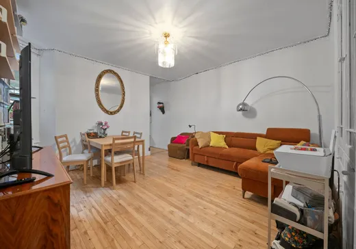 Triplex for Sale - 5326-5330 5e Avenue, Montreal (Rosemont–La Petite-Patrie), H1Y 2S5