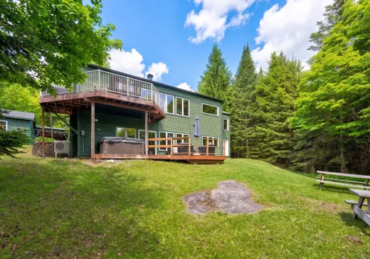 Duplex à vendre - 2426-2428 Ch. du Lac-Ovale, Mont-Tremblant, J0T 1J2