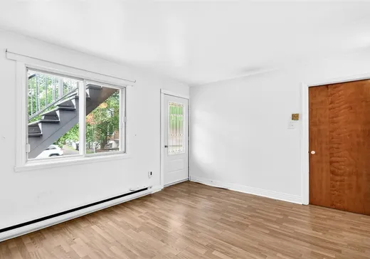 Duplex à vendre - 684-686 4e Avenue, Montréal (Lachine), H8S 2V6