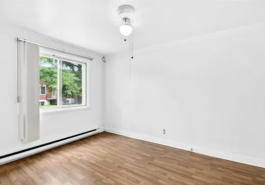 Duplex à vendre - 684-686 4e Avenue, Montréal (Lachine), H8S 2V6