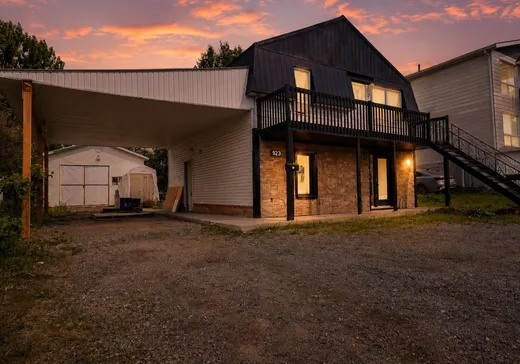 Duplex à vendre - 923-925 Av. Brébeuf, Val-d'Or, J9P2C7