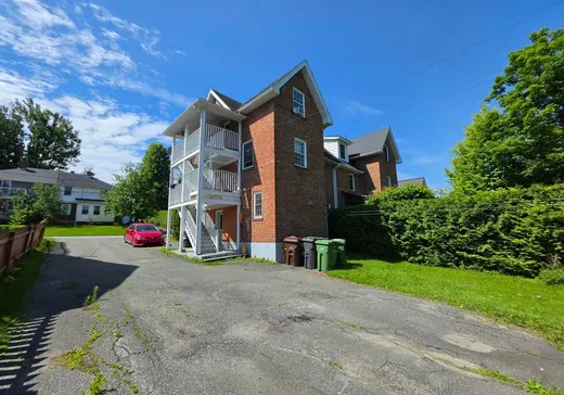 Triplex for Sale - 1241-1247 Rue Champlain, Sherbrooke, J1H 2L1