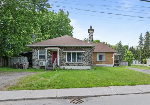 Duplex for Sale - 1180-1180A Rue De Frontenac, Berthierville, J0K 1A0