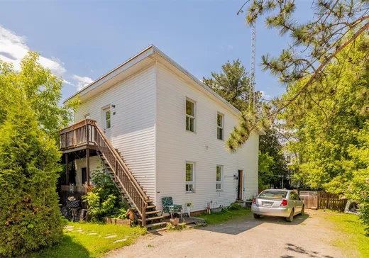 Duplex à vendre - 285-295 Rue Monseigneur-Douville, Saint-Casimir, G0A 3L0