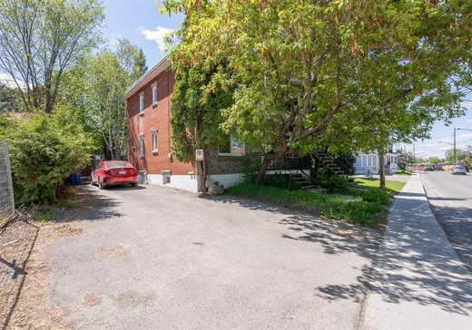 Duplex à vendre - 680-682 Rue Laviolette, Saint-Jérôme, J7Y 2V8