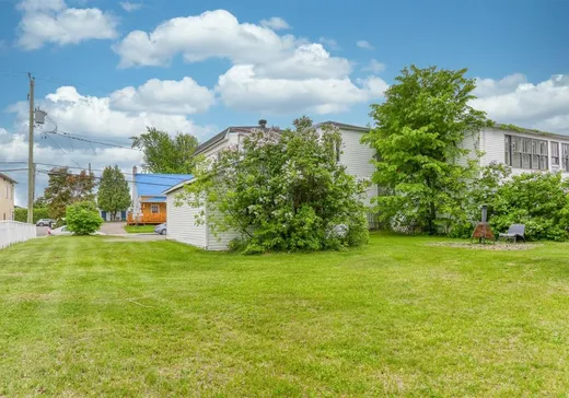 Duplex for Sale - 1170-1172 Av. de Grand-Mère, Shawinigan, G9T 2J3