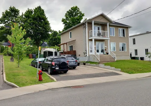 Triplex à vendre - 109 Rue du Curé-Suzor, Victoriaville, G6P 8R1