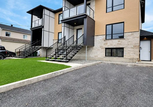 Duplex à vendre - 1240-1240A Rue du Centenaire, St-Agapit, G0S1Z0