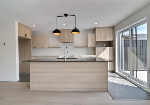Duplex à vendre - 1240-1240A Rue du Centenaire, St-Agapit, G0S 1Z0