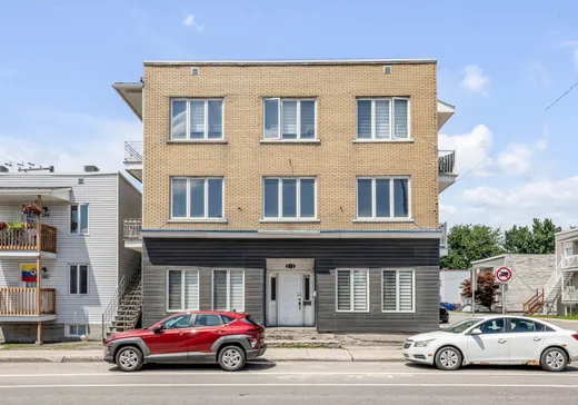 5-Plex à vendre - 317-319 Av. Santerre, Vanier, G1M1Z5