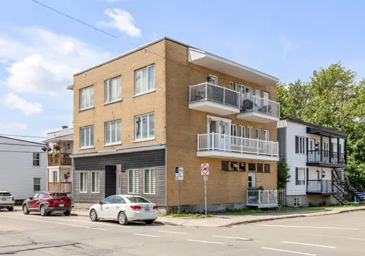 5-Plex à vendre - 317-319 Av. Santerre, Vanier, G1M 1Z5