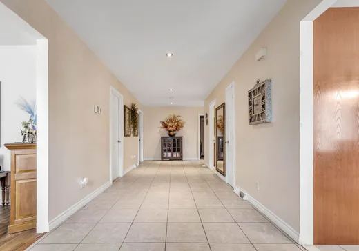 5-Plex à vendre - 317-319 Av. Santerre, Vanier, G1M 1Z5
