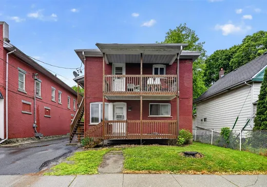 Duplex à vendre - 1110-1112 Rue Principale N., Pointe-Claire (Île de Montréal), J0B2H0