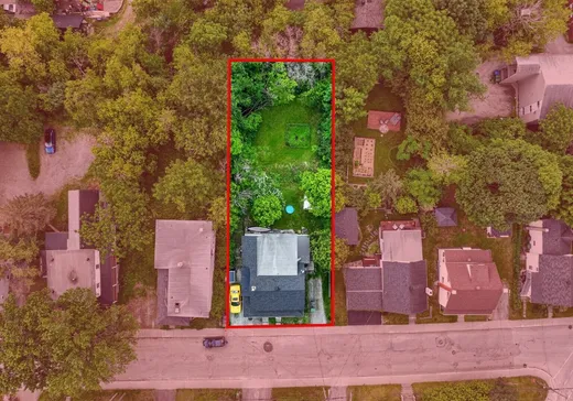 Triplex à vendre - 325-329 Rue Kennedy S., Sherbrooke, J1G 2H8
