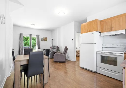 4-Plex à vendre - 831-837 Rue Sigouin, Sainte-Adèle, J8B 1S2