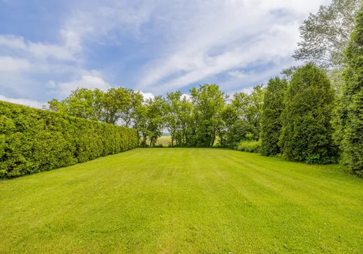 Duplex à vendre - 766-768 Av. du Ruisseau, Saint-Marc-des-Carrières, G0A 4B0
