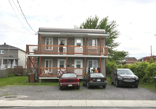 5-Plex à vendre - 15871-15879 Av. St-Augustin, Saint-Hyacinthe, J2T1S5