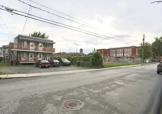 5-Plex à vendre - 15871-15879 Av. St-Augustin, Saint-Hyacinthe, J2T 1S5