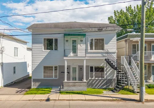 Duplex à vendre - 418-418A Rue Notre-Dame E., Trois-Rivières, G8T4E2