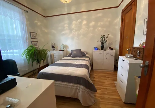 Duplex à vendre - 1570-1572 Av. D'Assise, Ville de Québec, G1L 3V1