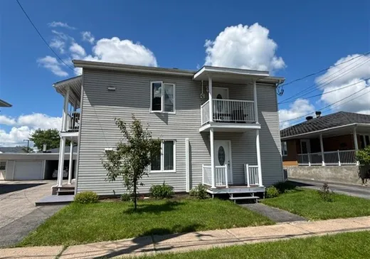 Duplex for Sale - 733-735 Rue Kitchener, La Tuque, G9X 2L7