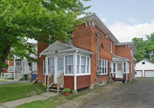 Triplex for sale - 31 Rue King, Godmanchester, J0S1H0