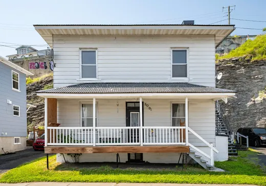Triplex for sale - 8091-8095 Av. Royale, Château-Richer, G0A1N0