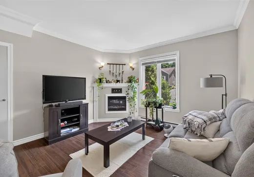 4-Plex à vendre - 495-501 Cours du Chevreuil, Drummondville, J2C 0L5