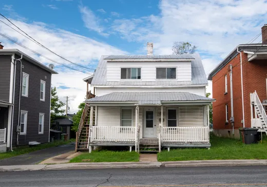 Triplex for Sale - 61-65 Boul. des Bois-Francs N., Victoriaville, G6P 1E4