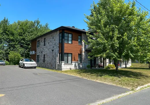 4-Plex à vendre - 2625-2631 Rue de l'Étoffe, Drummondville, J2B5J3