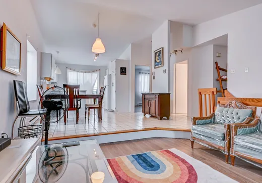 Triplex for Sale - 142-146 Rue St-Pierre, Sainte-Thérèse, J7E 2S4