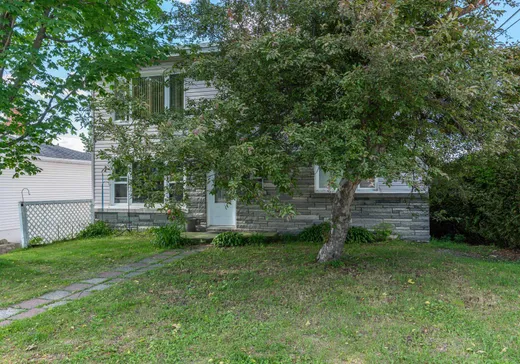5-Plex à vendre - 1395 Rue Champlain, Sherbrooke, J1H 2L4