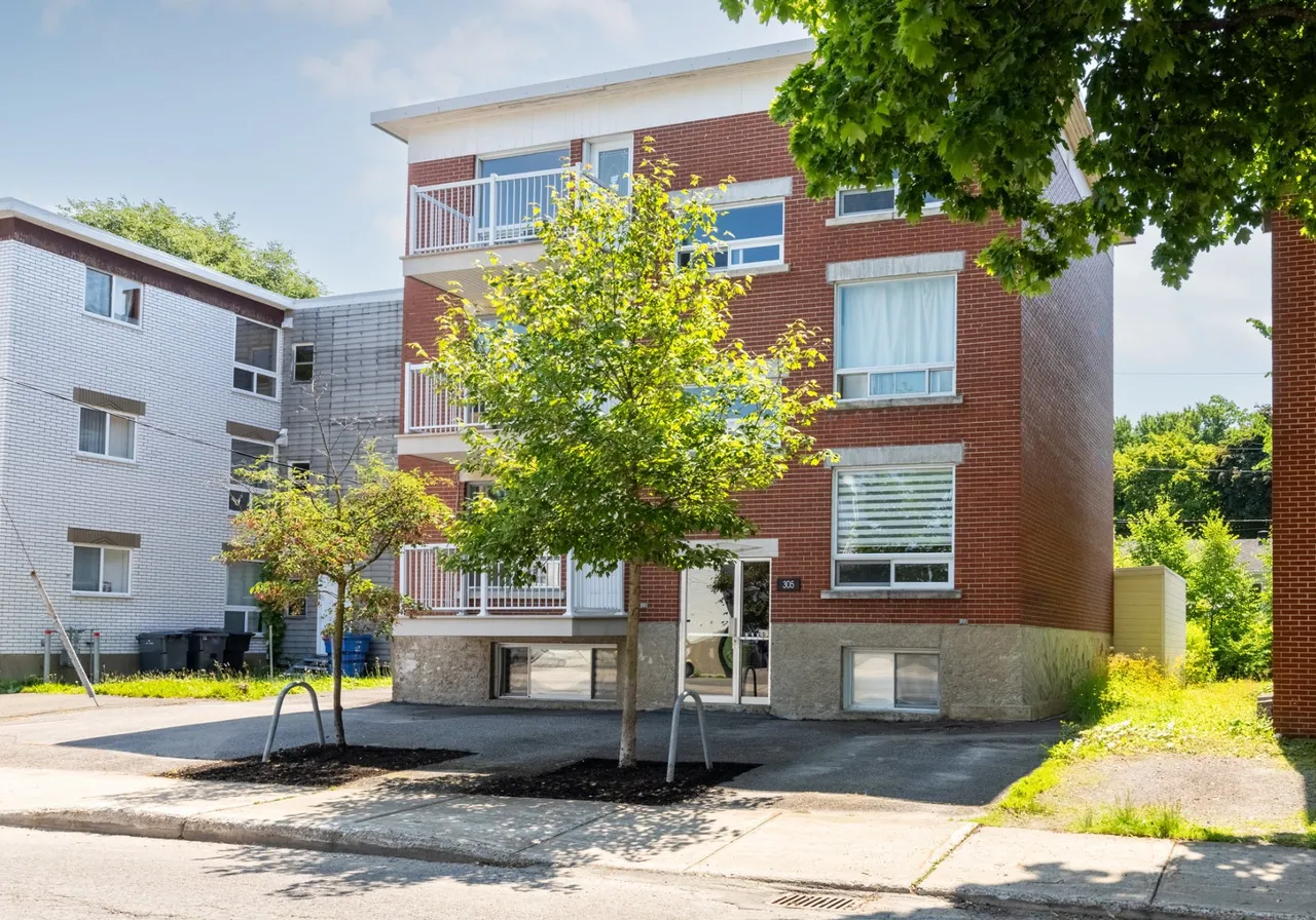 305 Rue des Lilas O. — photo 3