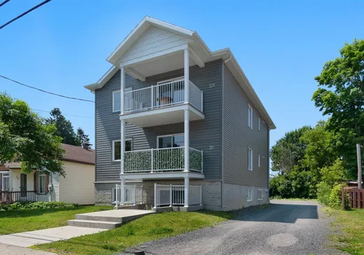 Triplex for Sale - 217-221 Rue Olivier, Victoriaville, G6P 5H2