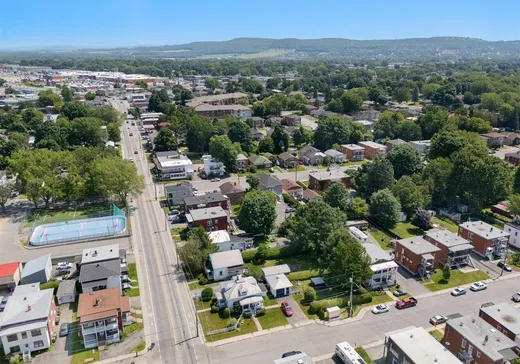 Triplex for Sale - 217-221 Rue Olivier, Victoriaville, G6P 5H2