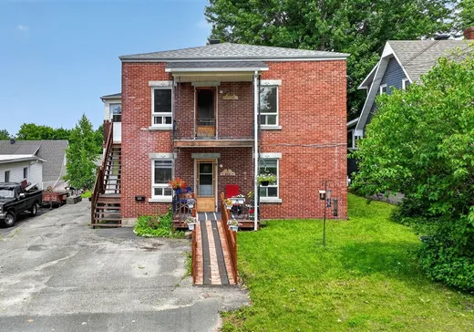 Duplex for sale - 303-305 5e Avenue, Val des Sources, J1T1V7