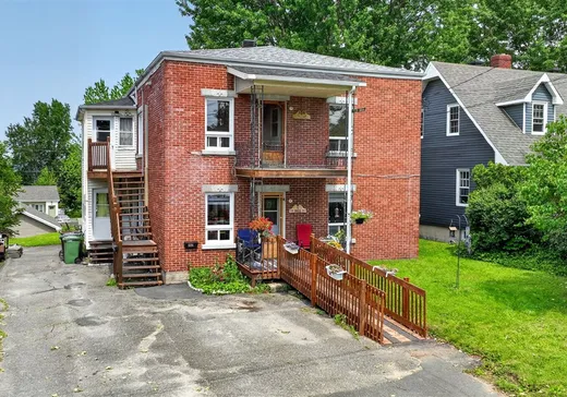 Duplex for Sale - 303-305 5e Avenue, Val des Sources, J1T 1V7
